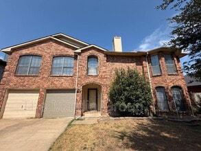 Building Photo - 904 Shady Brook Ln