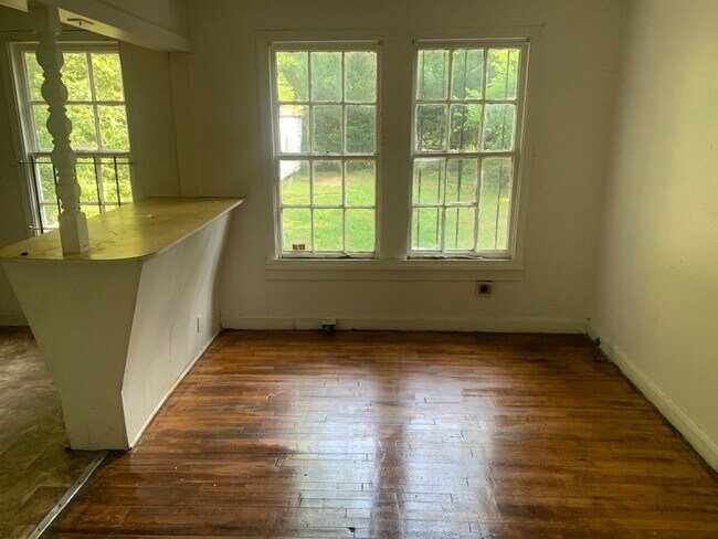 Building Photo - 2312 Claiborne Ave