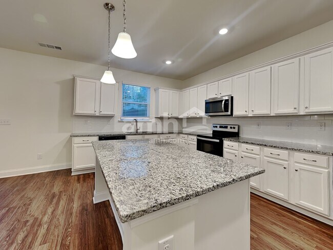 Foto del edificio - 2060 Brook Enclave Trail