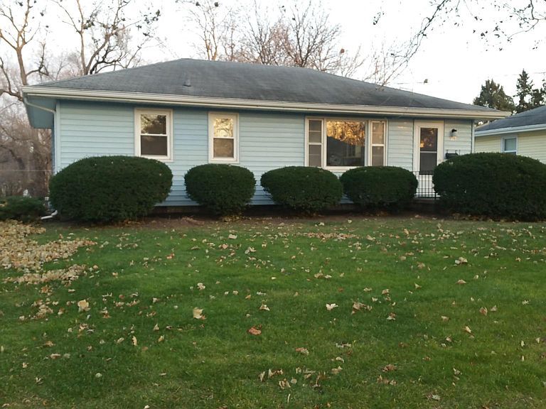 3921 56th St, Des Moines, IA 50310 House Rental in Des Moines, IA