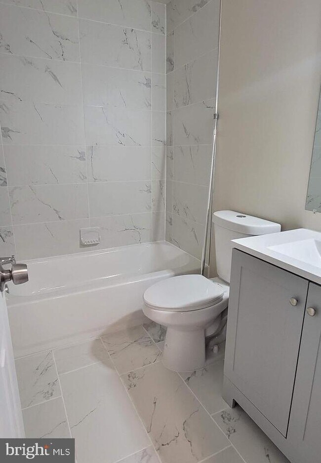 Building Photo - 14021 Justin Way