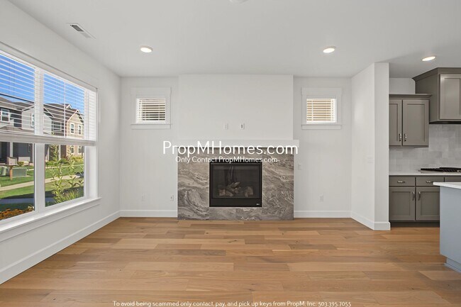 Building Photo - 3614 SE Nebula Ln