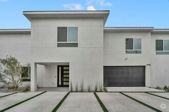 Building Photo - 8702 Silver Way