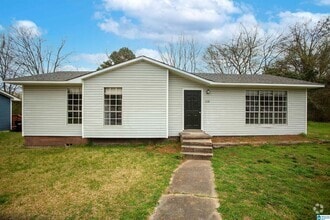 Building Photo - 1110 Croyden Cir