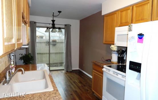 Foto del edificio - 160 Pine Tree Ridge Dr