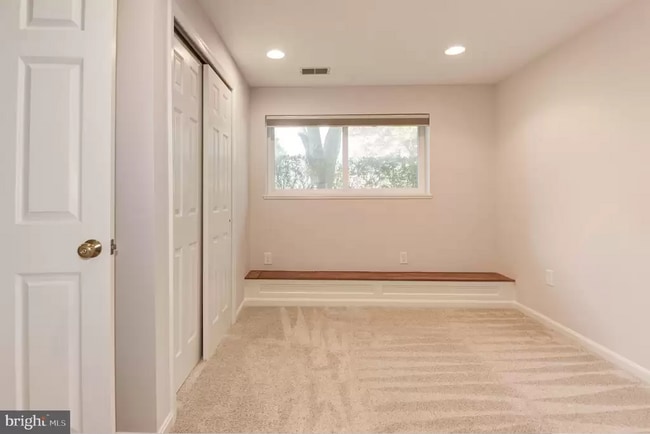 Building Photo - 5519 Stroud Ct