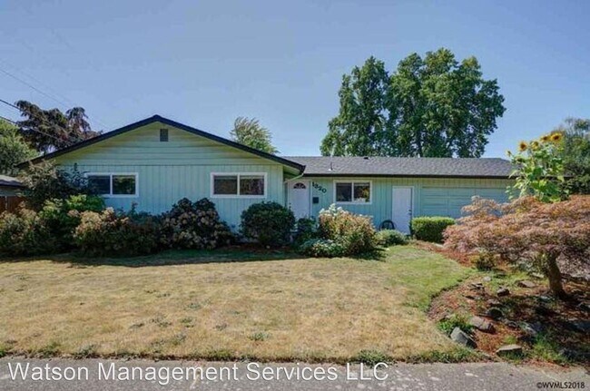 Foto del edificio - 3 br, 2 bath House - 1320 NW Menlo Dr