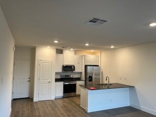 Foto del edificio - 4225 Fawnridge Pl