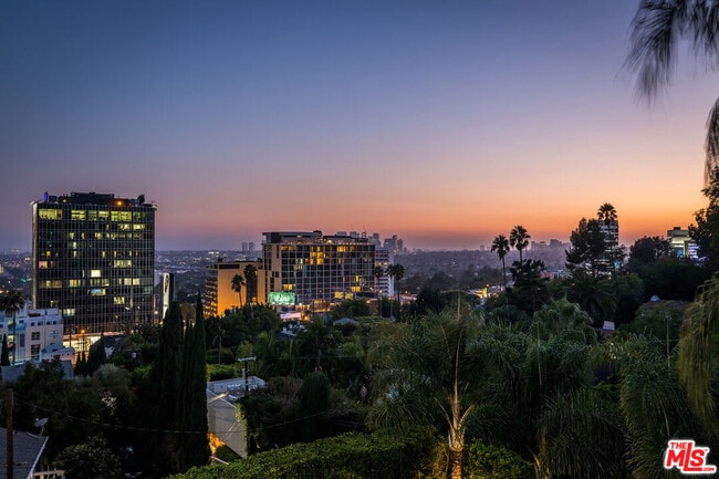 Foto del edificio - 1255 Hilldale Ave