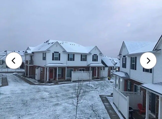 Building Photo - 1803 Riversedge Dr