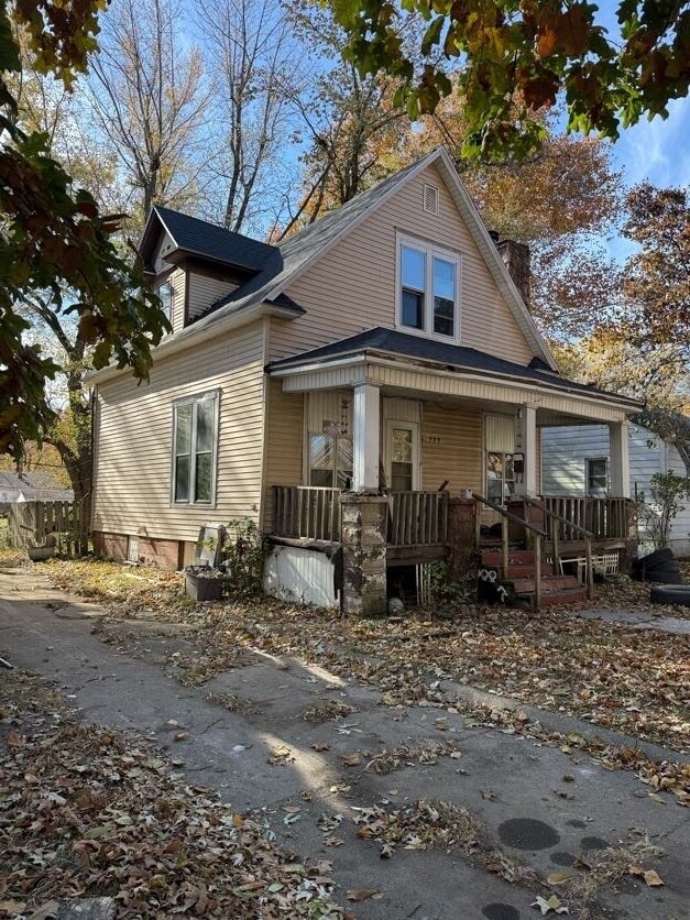 Foto principal - 989 W Packard St