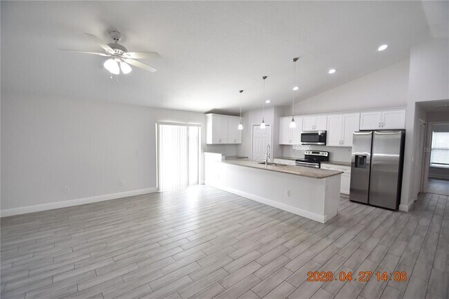 Foto del edificio - 9304 N 20th St