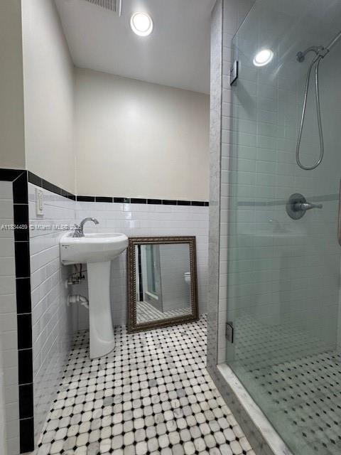 Foto del edificio - 1617 NW 8th St