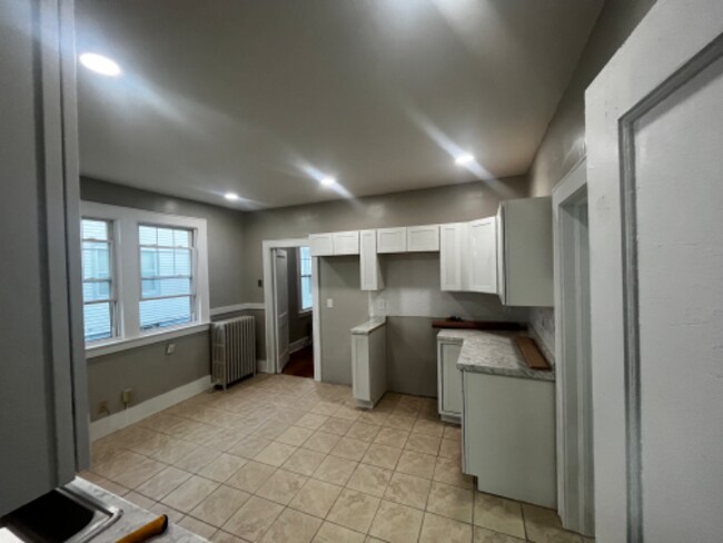 Foto del edificio - 102-104-104 Thomaston St