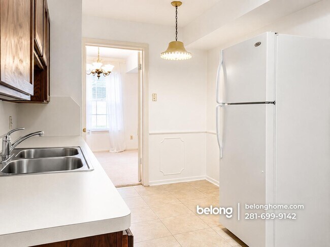 Foto del edificio - 357 N Post Oak Ln