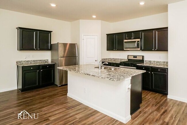 Foto del edificio - 5015 Firefly Hls