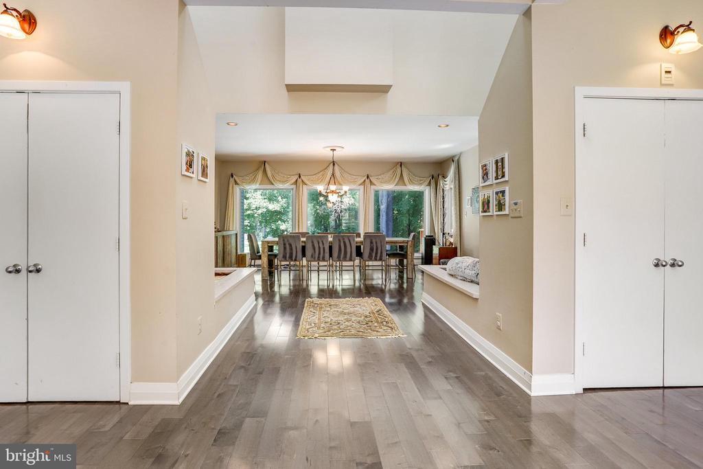 Foto principal - 10118 Walker Lake Dr