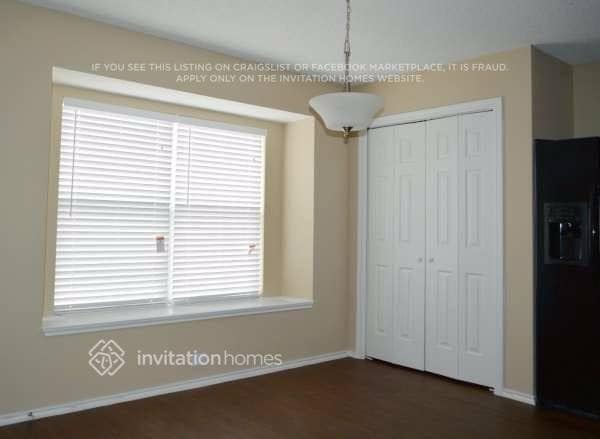 Foto del edificio - 1492 Altstatten Ln