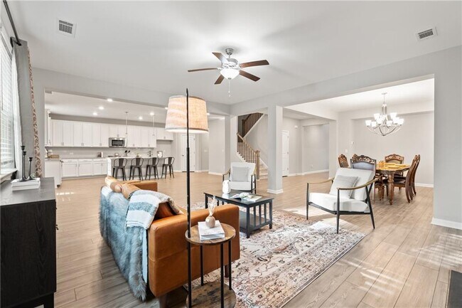 Building Photo - 4437 Waxwing St