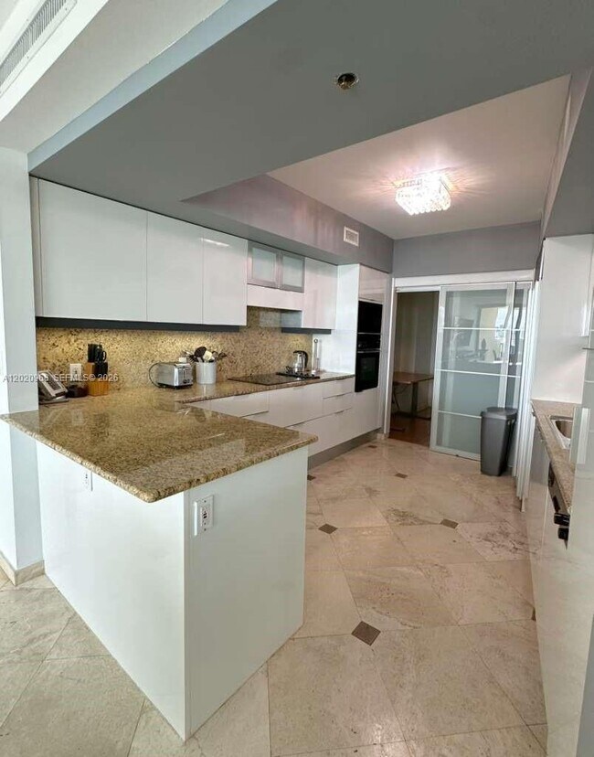 Foto del edificio - 1455 Ocean Dr
