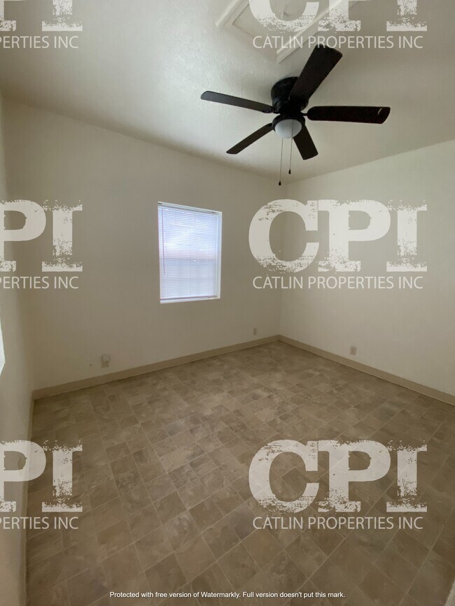 Foto del edificio - 402 NW 5th Ave