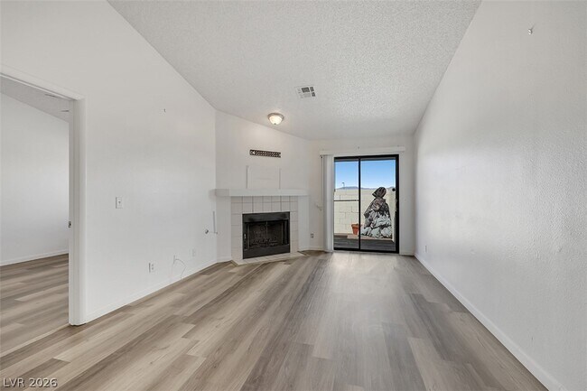 Foto del edificio - 7048 Picaroon Ln