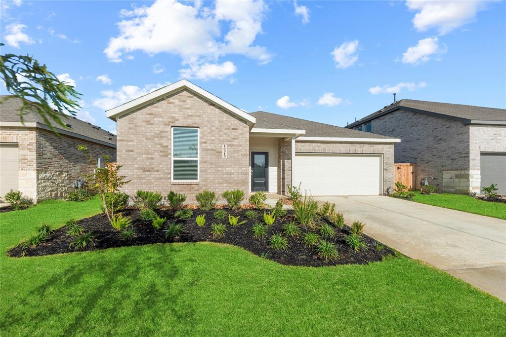 Foto principal - 16515 Mesquite Fld Dr