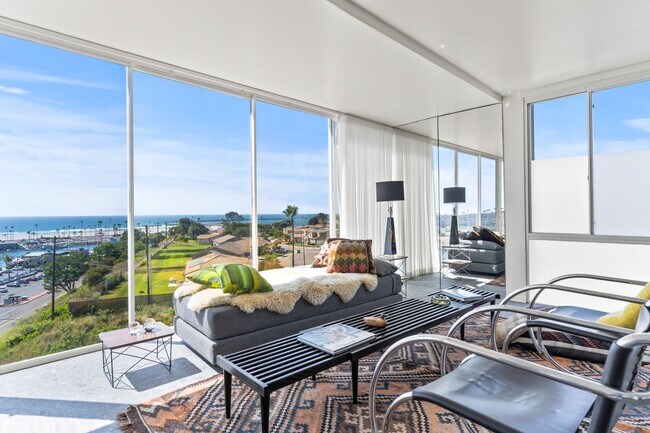 Foto del edificio - 1200 Harbor Dr N