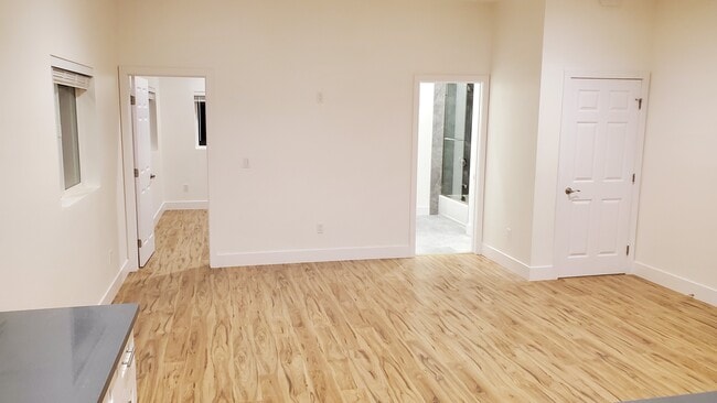 Building Photo - 10913 Sunray Pl