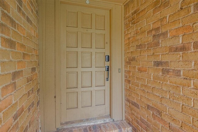 Foto del edificio - 14330 Templar Ln