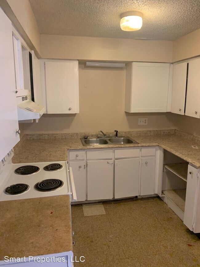 Building Photo - 2 br, 1.5 bath House - 2405 Idlewild Street