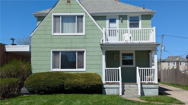 Foto del edificio - 163 Westchester Blvd