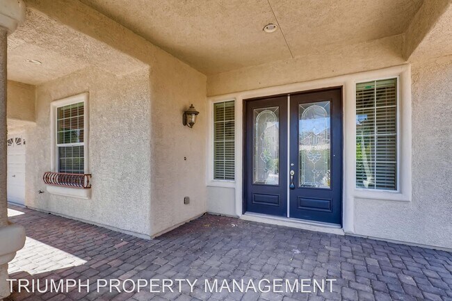 Building Photo - 5 br, 3 bath House - 7029 Villada St.
