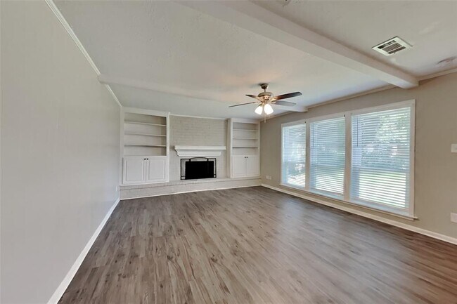 Building Photo - 8110 Renmark Ln