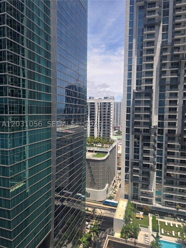 Building Photo - 300 Biscayne Blvd