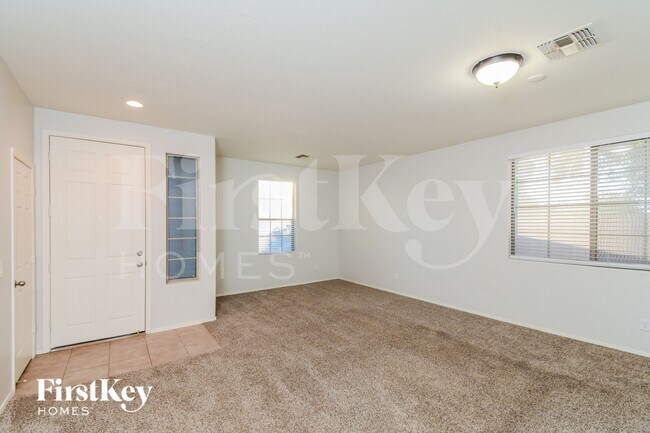 Foto del edificio - 13876 N 141st Ln