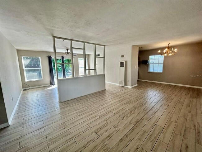 Foto del edificio - 21969 Beverly Ave