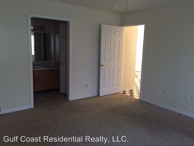 Foto del edificio - 8308 Redstone Dr