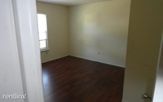 Building Photo - 33666 Bayview Dr