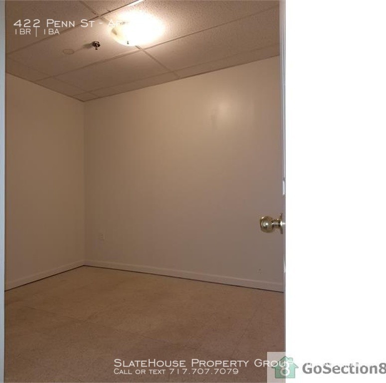 Building Photo - 1 Bedroom on Penn St