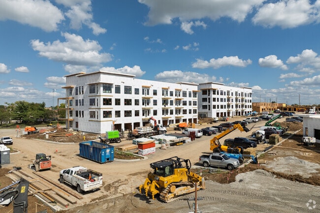 Building Photo - Evren Apartments of Lees Summit