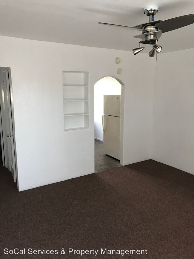 Foto del edificio - 2231 N Palm Canyon Dr