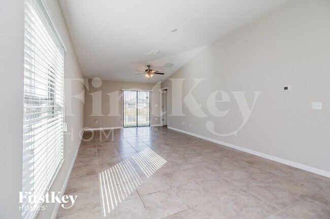 Foto del edificio - 5048 Brickwood Rise Dr