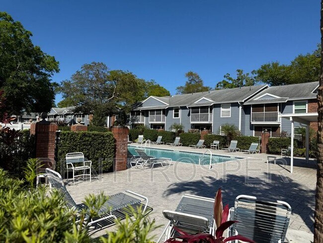 Foto del edificio - 5453 Lake Margaret Dr