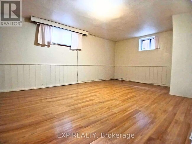 Building Photo - 310 Westwood Ave