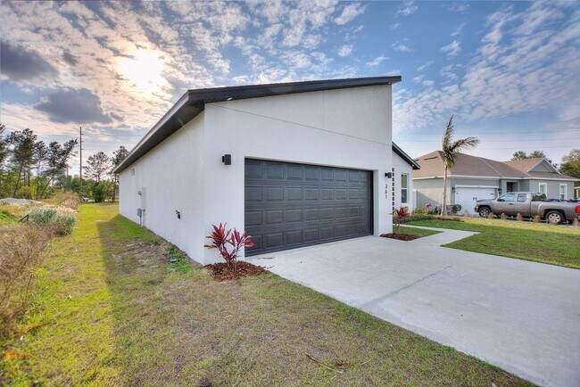 Foto del edificio - Deposit-Free! Modern, energy efficient hom...