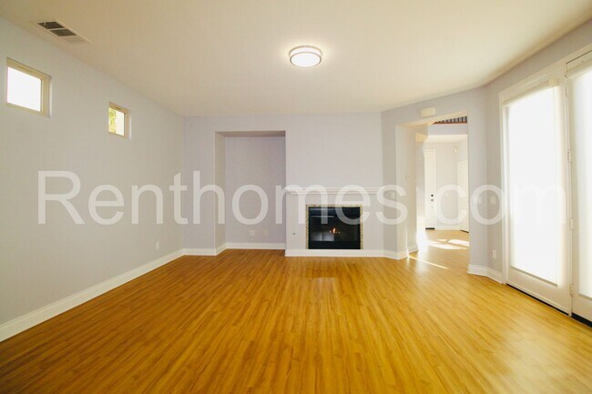 Building Photo - Carmel Valley, 13518 Blue Lace Trl, Den/Of...