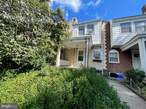 Building Photo - 3422 Tilden St