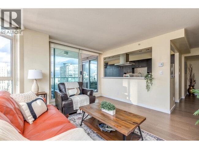 Building Photo - 888 Hamilton St