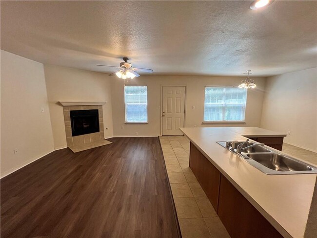 Building Photo - 2299 Skyler Dr